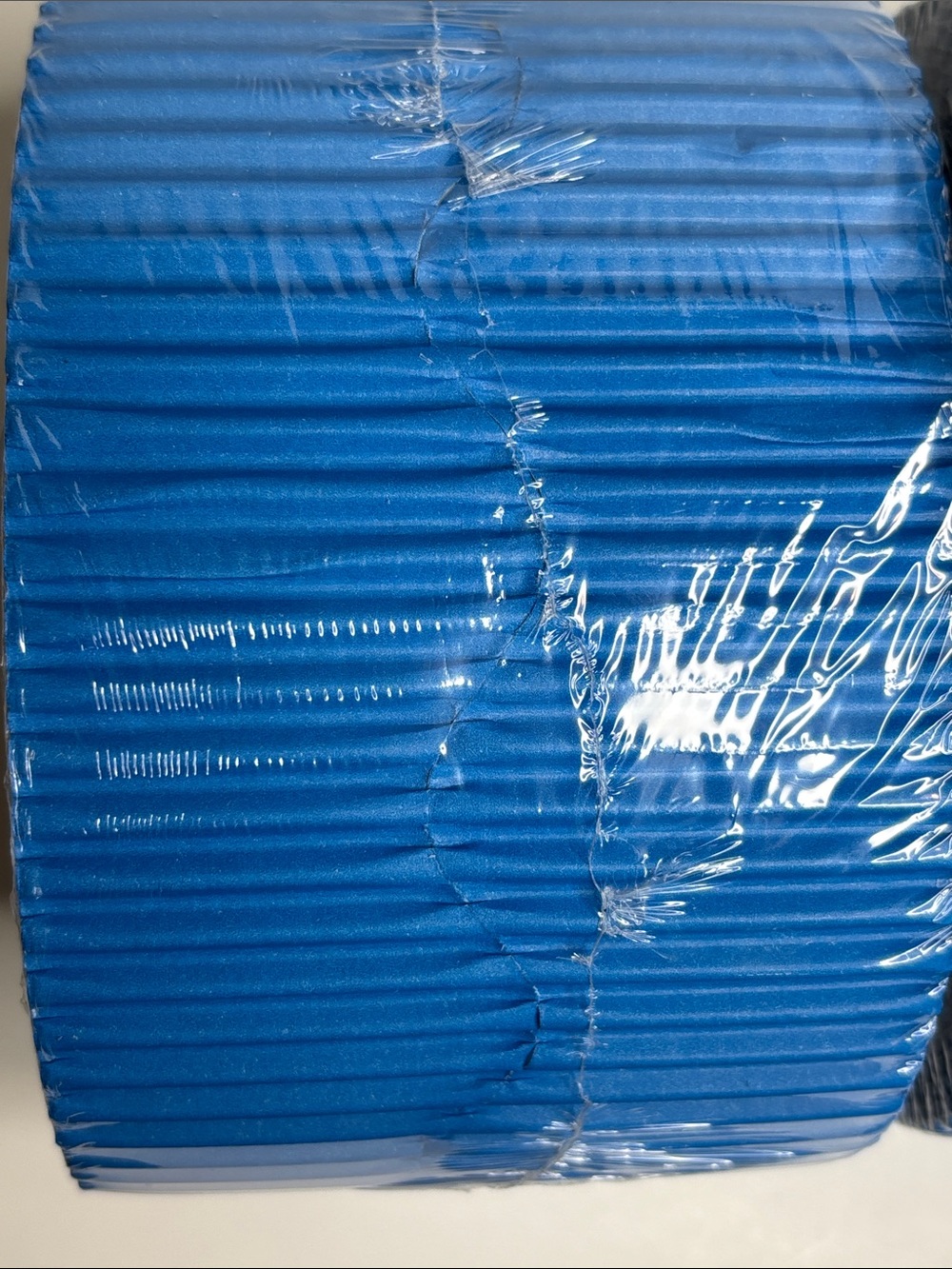 Blue scalloped corrugated bulletin board boarder / trim Pack of 2 - Picture 5 of 5